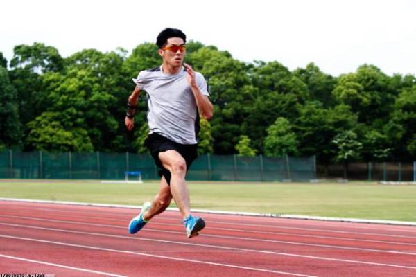 会展中心体育馆游泳培训费用详解